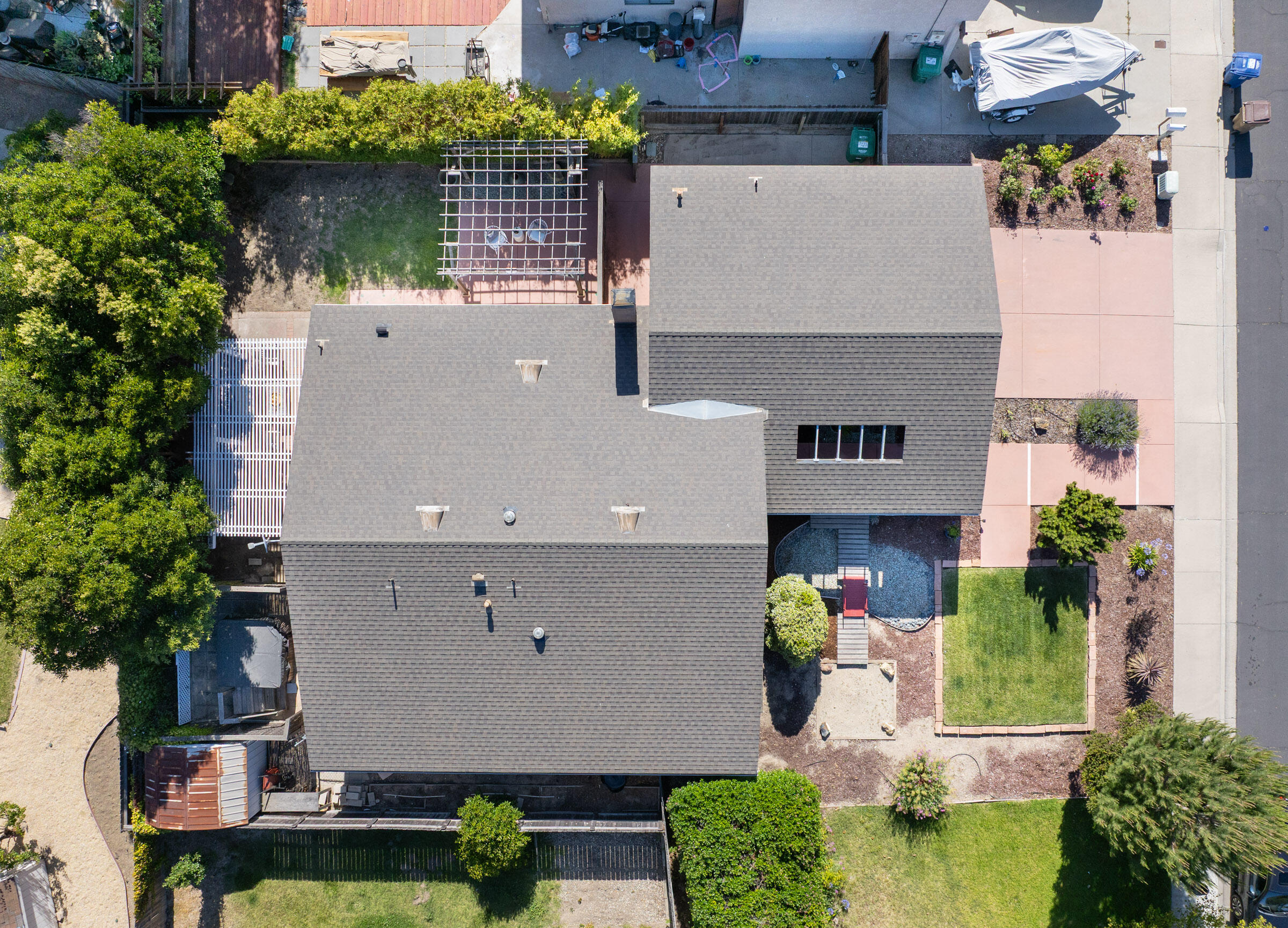 216 2nd Street