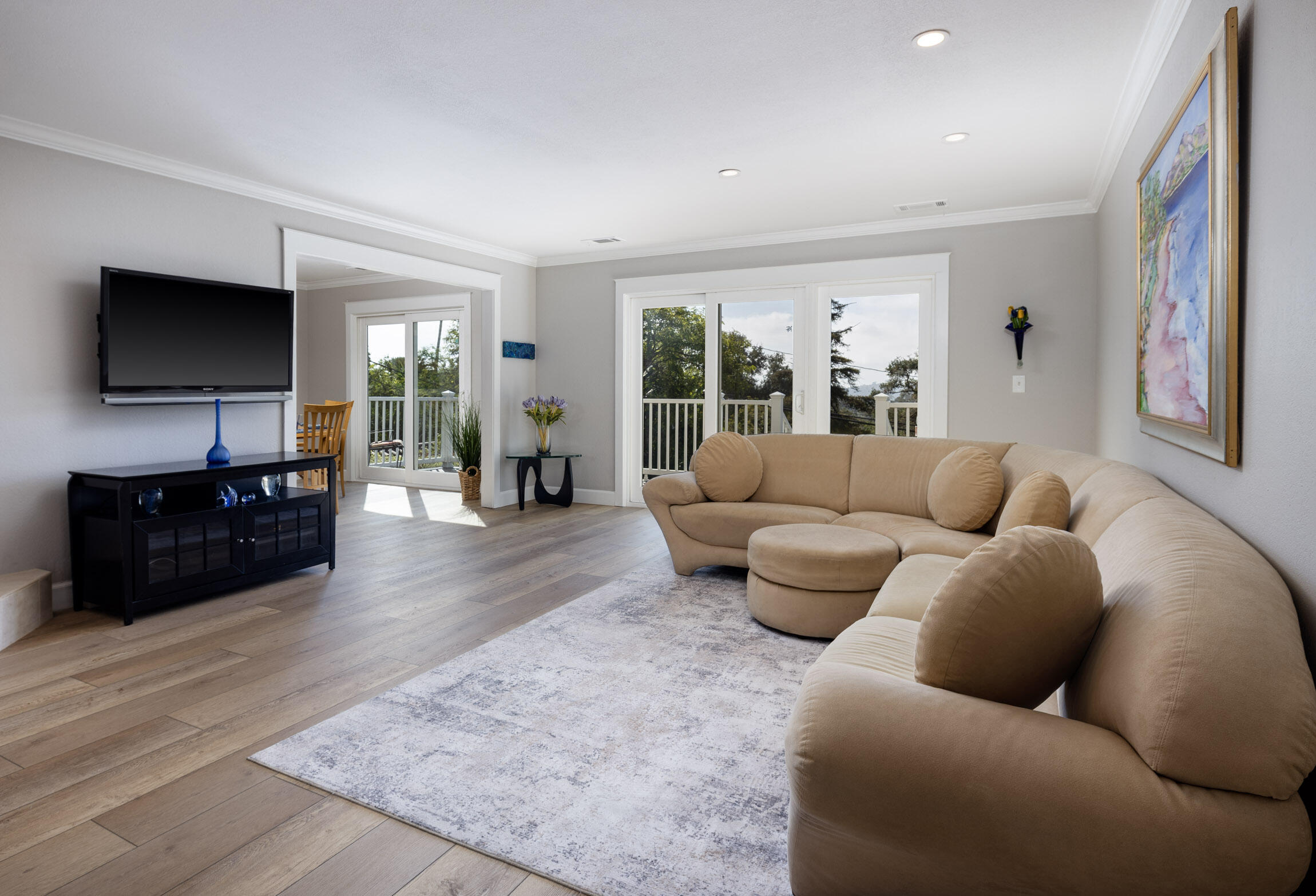 2937 Glen Albyn Drive