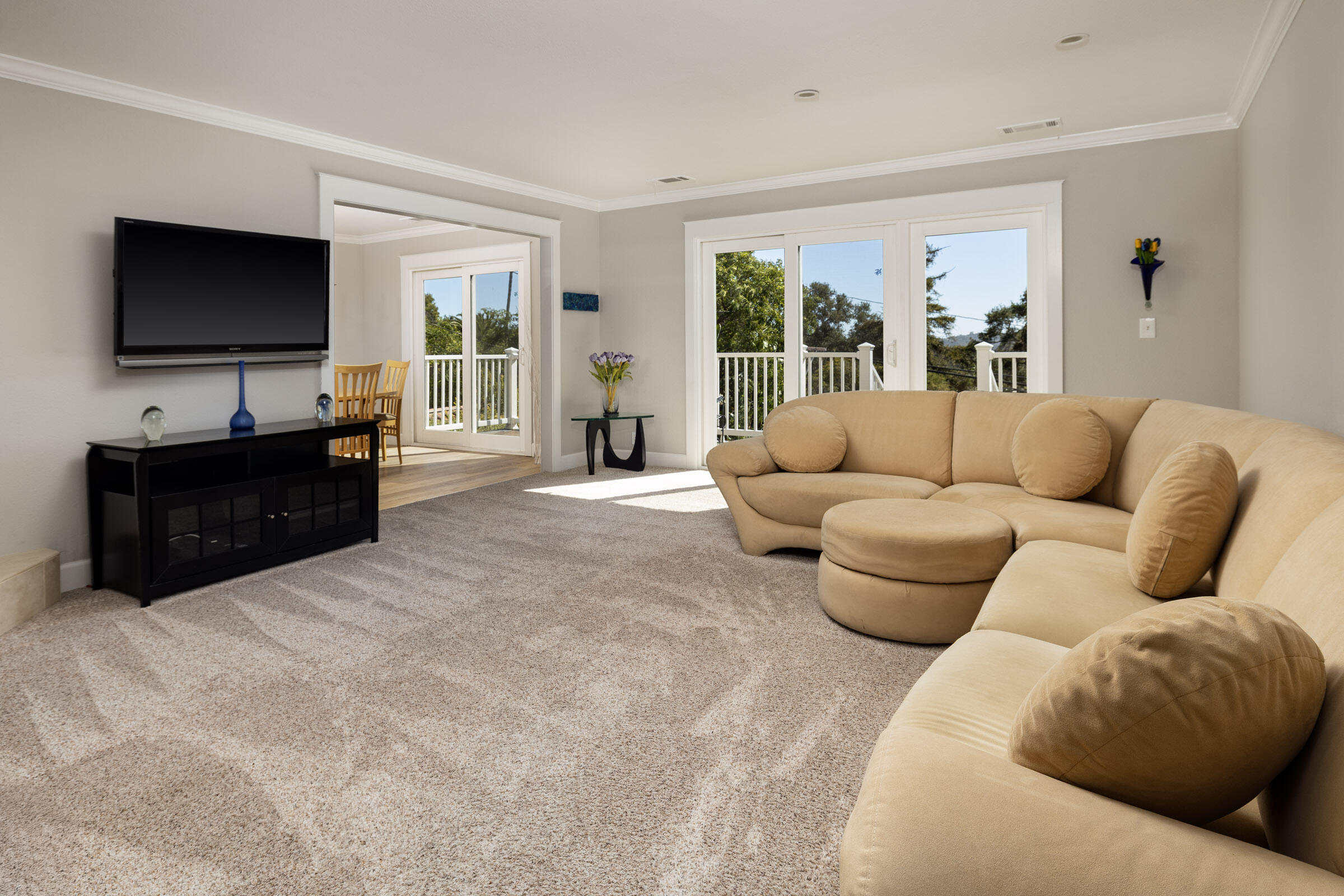 2937 Glen Albyn Drive