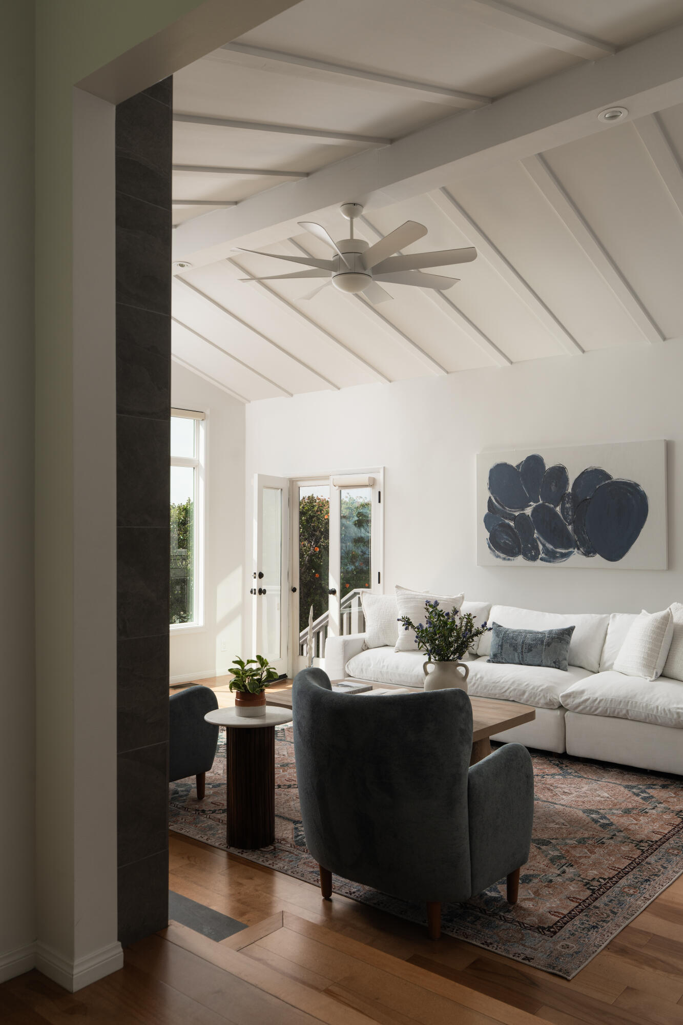 1542 Knoll Circle Drive