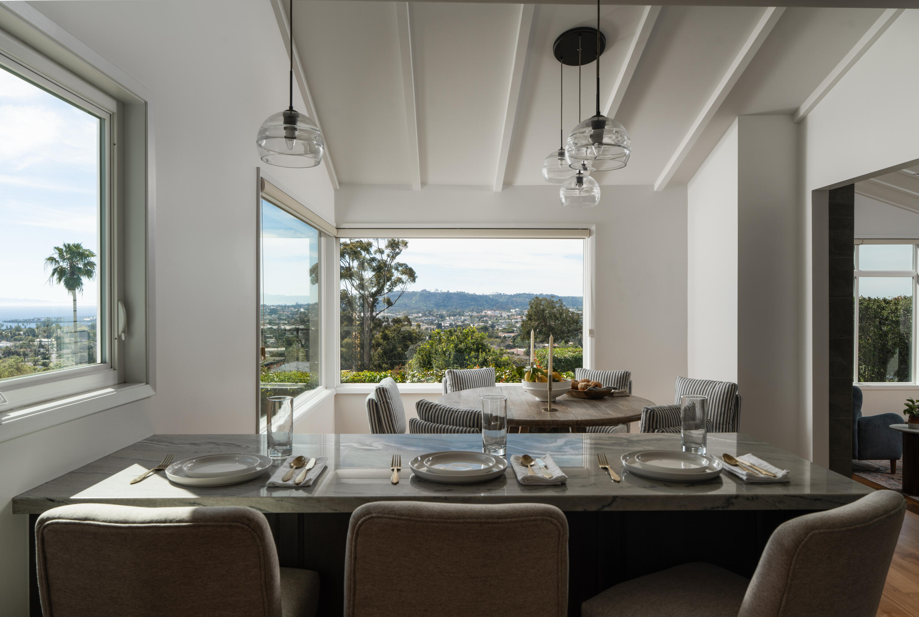 1542 Knoll Circle Drive