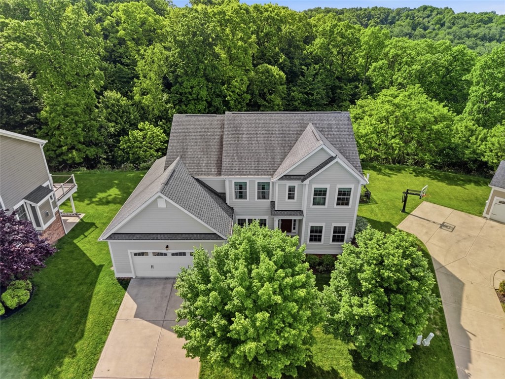 212 Pinnacle Ct