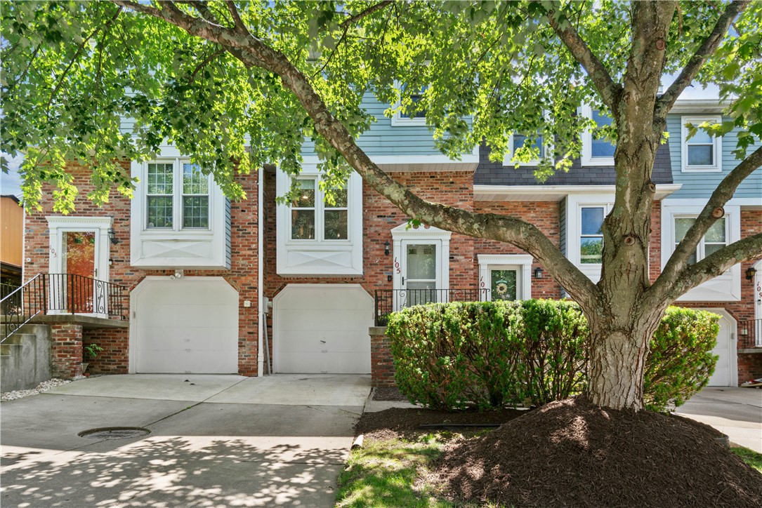 105 Spruce Ct
