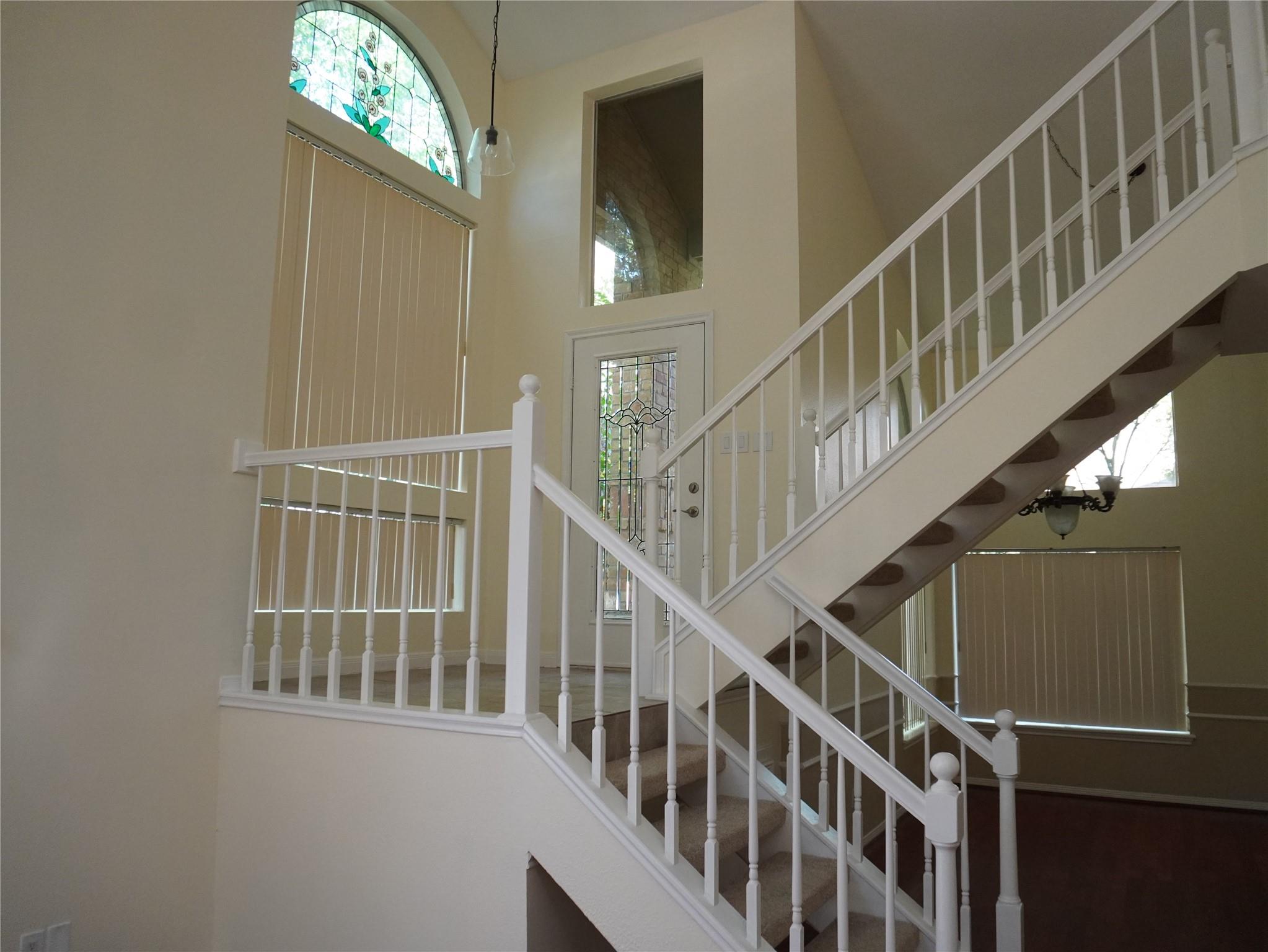 31 N Lakeridge Circle