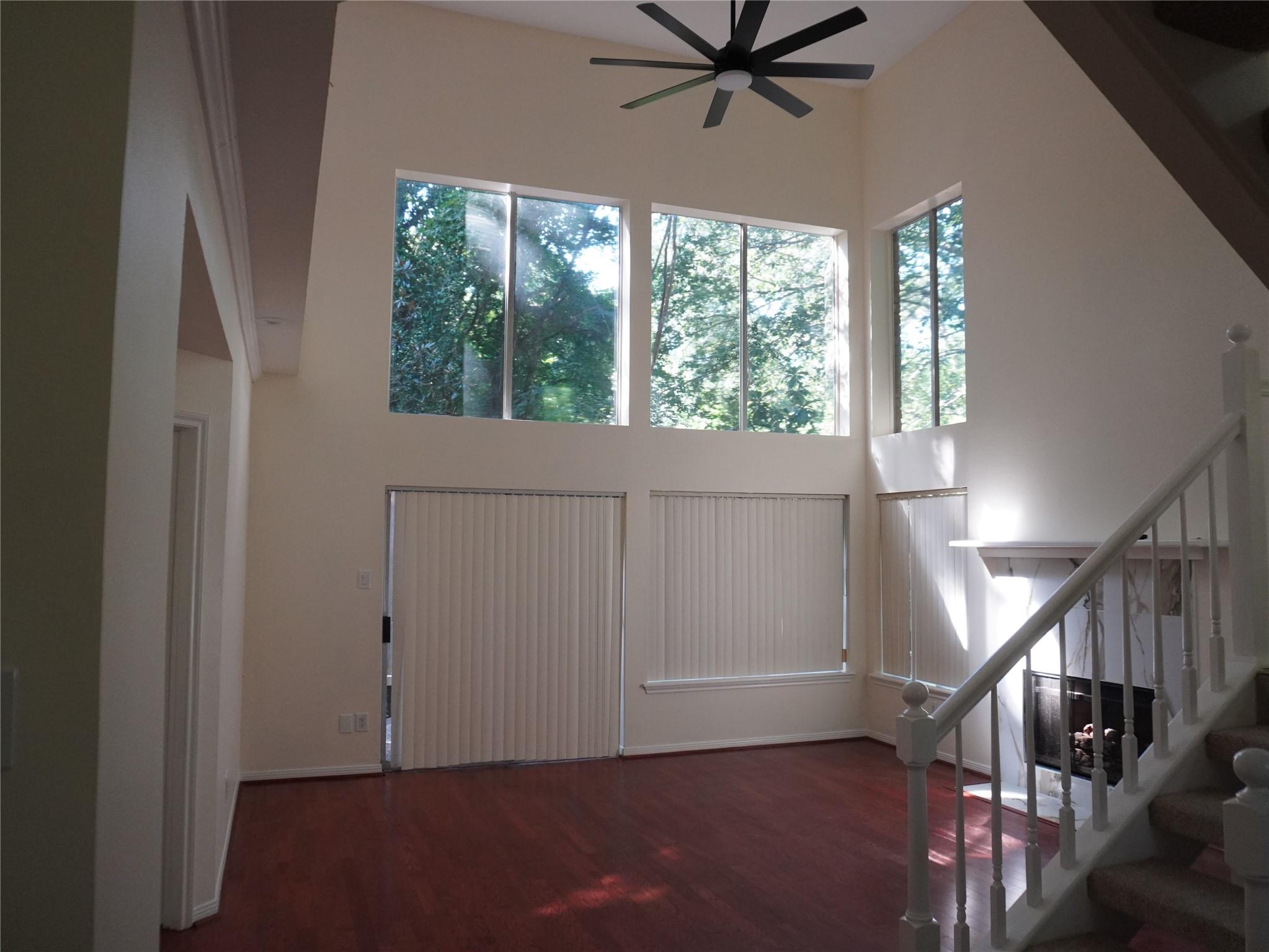 31 N Lakeridge Circle