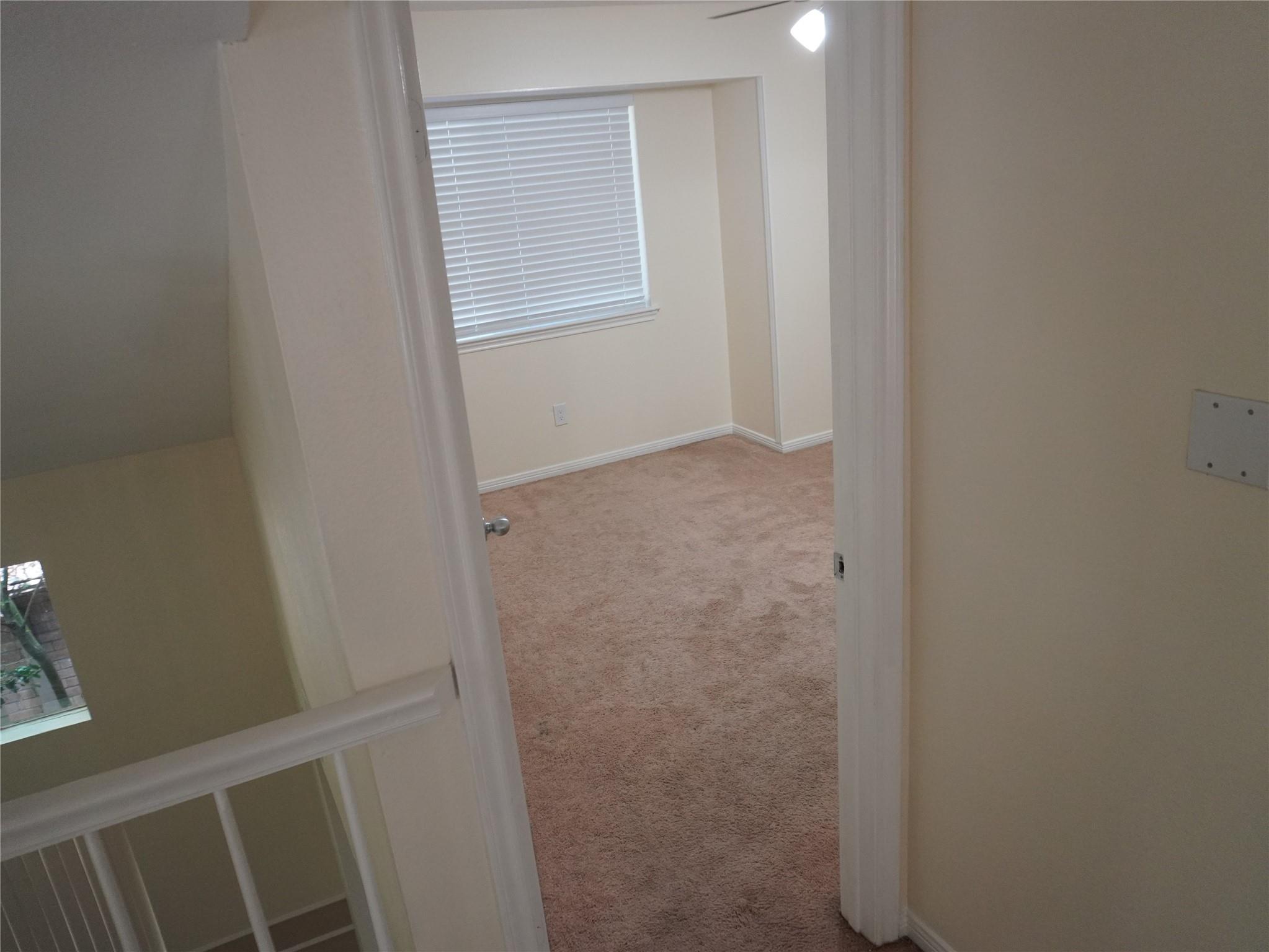 31 N Lakeridge Circle