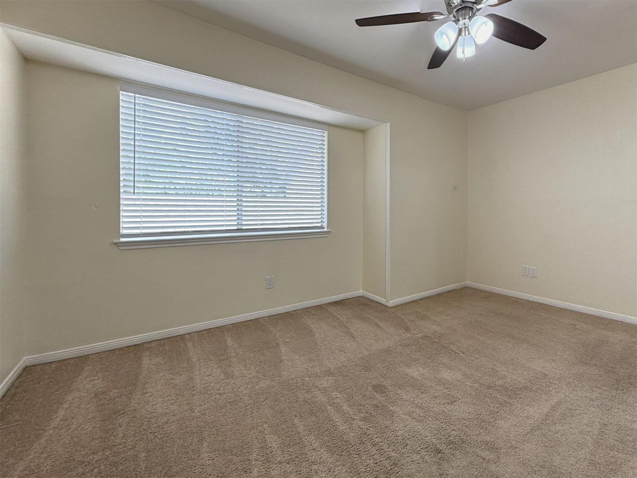 31 N Lakeridge Circle