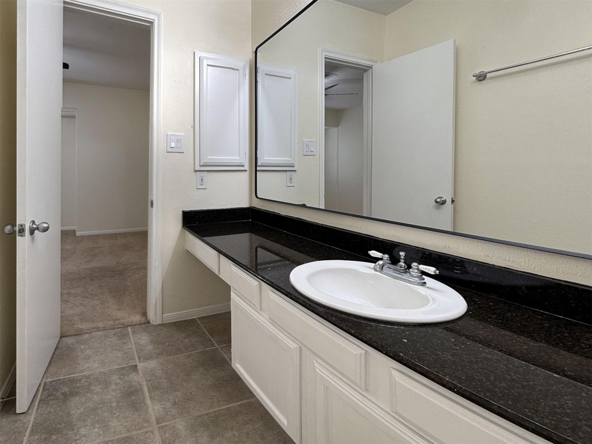 31 N Lakeridge Circle