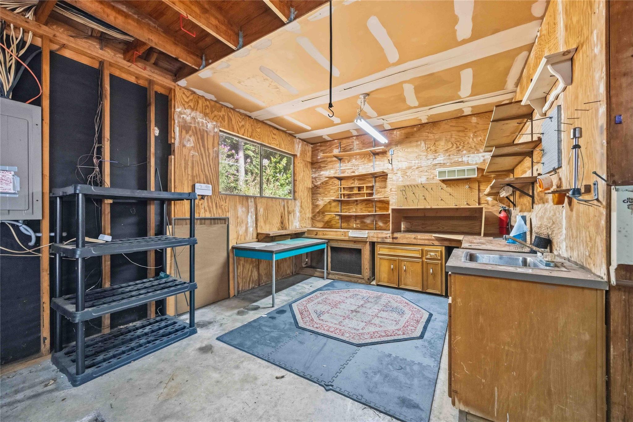 27 Shining Lakes Place