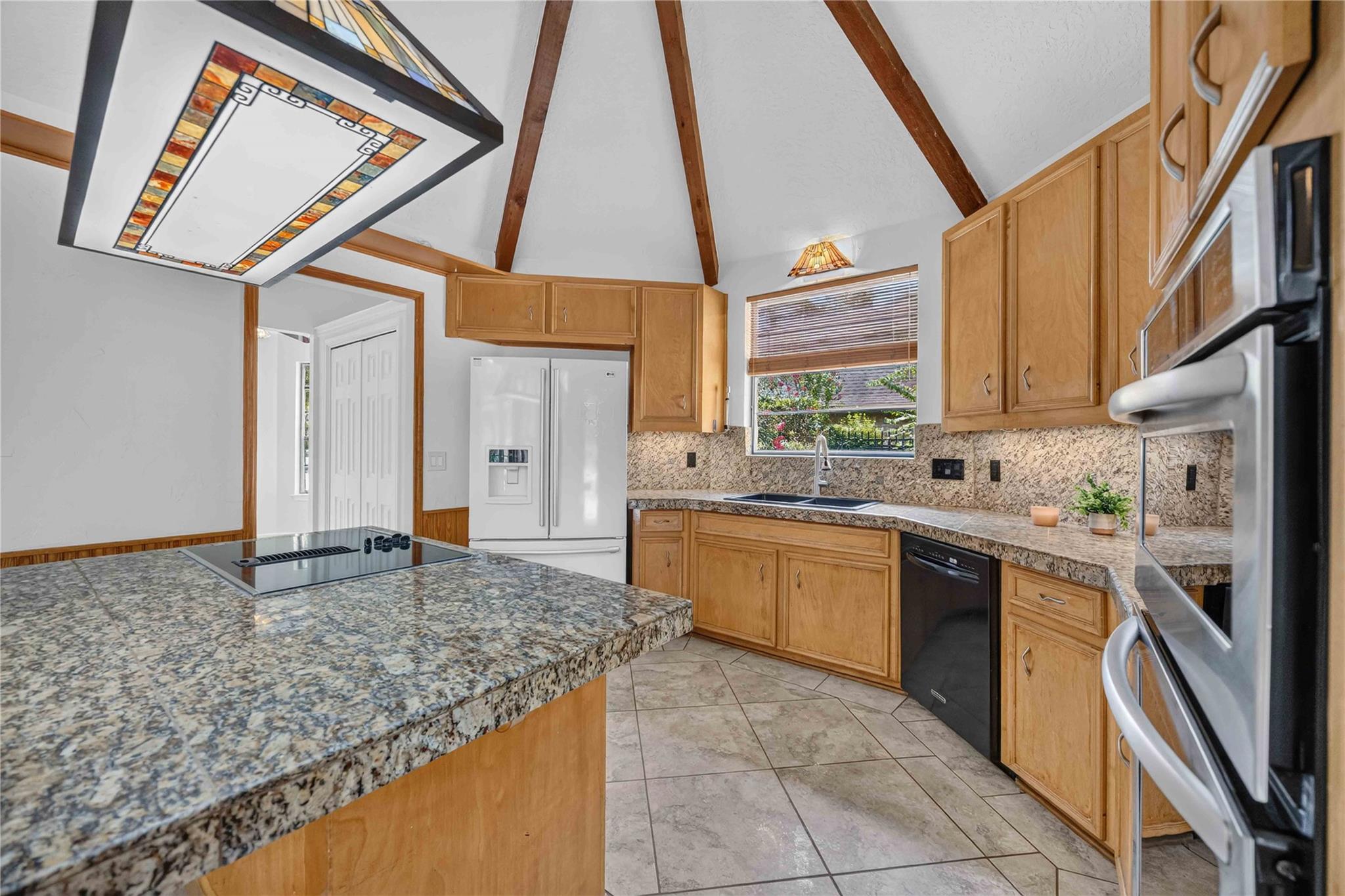 27 Shining Lakes Place