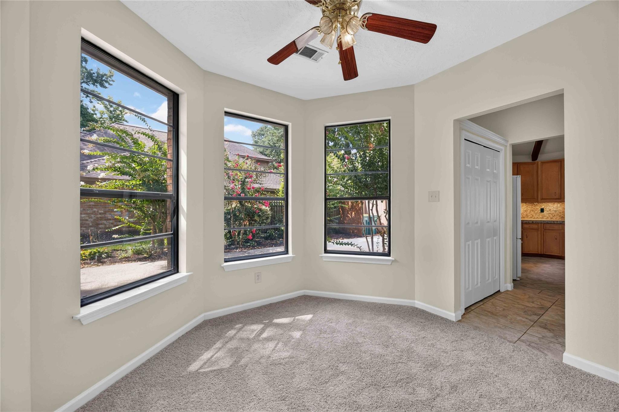 27 Shining Lakes Place