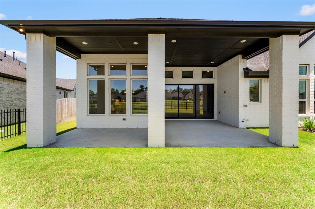 9603 Lakeside Arbor Way