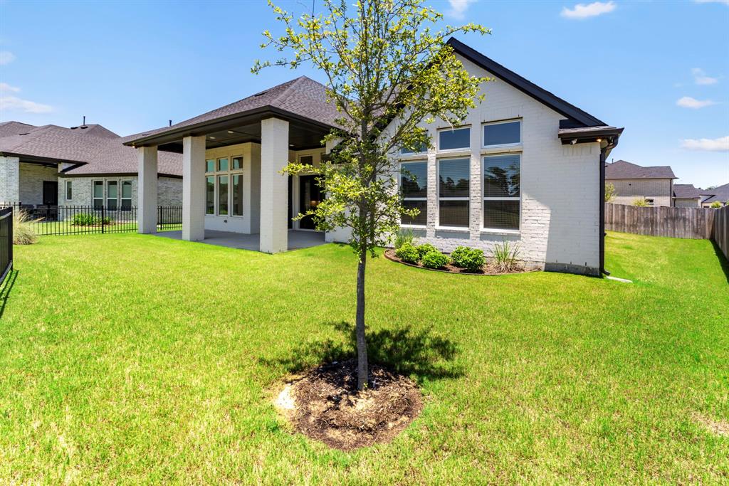 9603 Lakeside Arbor Way