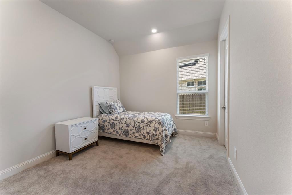 9603 Lakeside Arbor Way