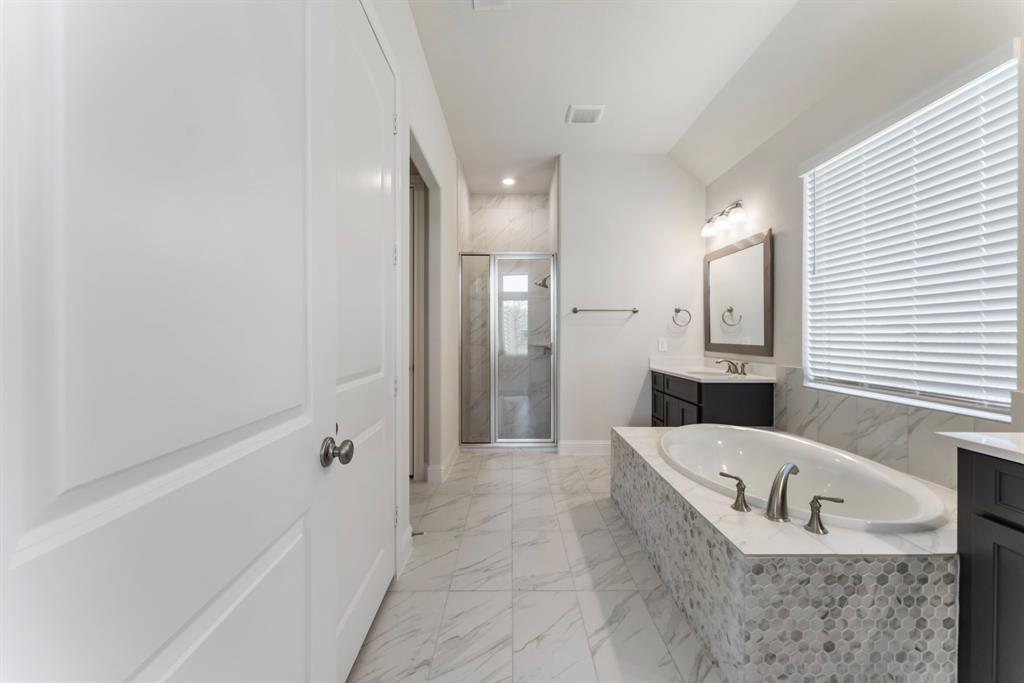 9603 Lakeside Arbor Way