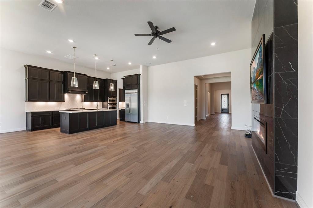 9603 Lakeside Arbor Way