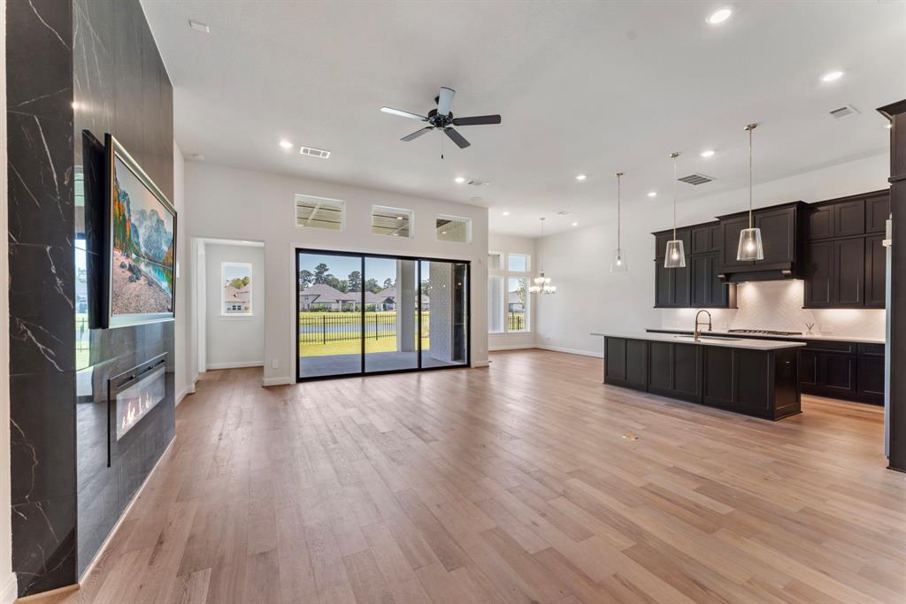 9603 Lakeside Arbor Way