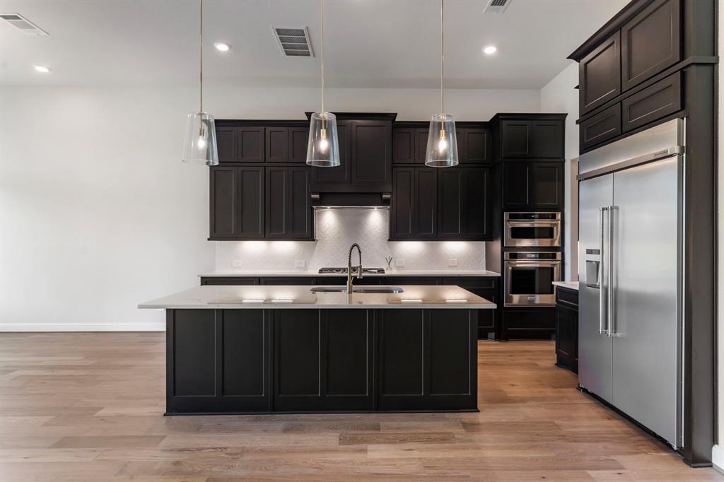 9603 Lakeside Arbor Way