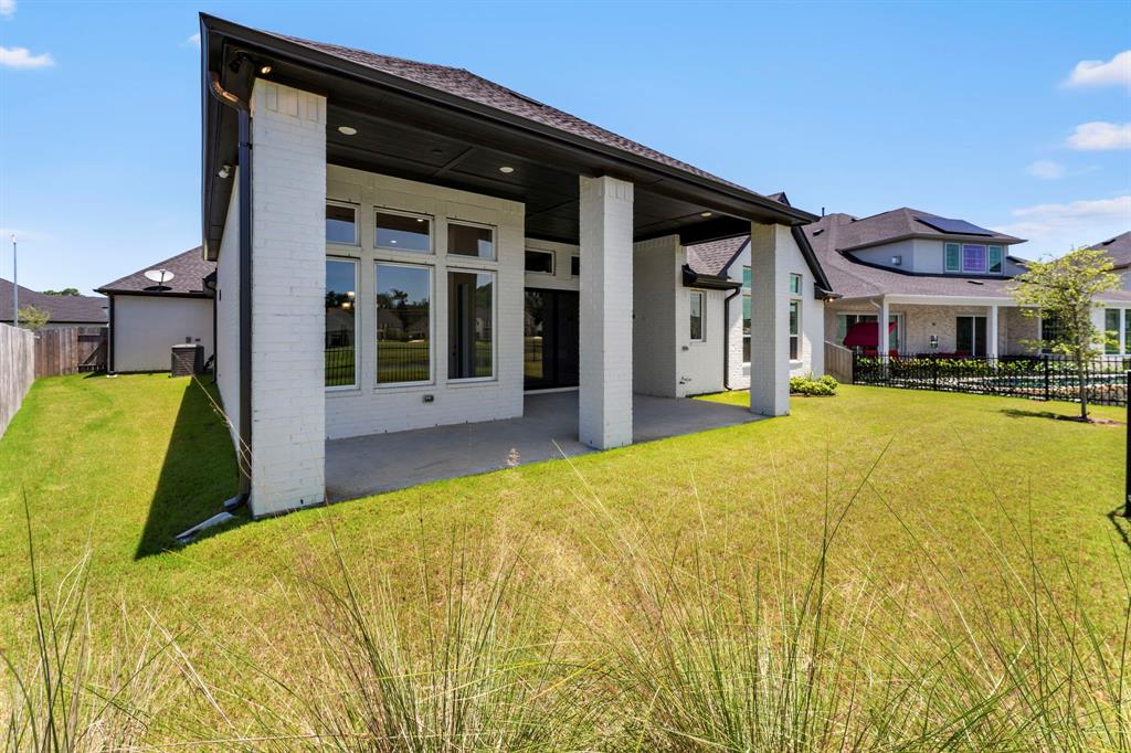 9603 Lakeside Arbor Way