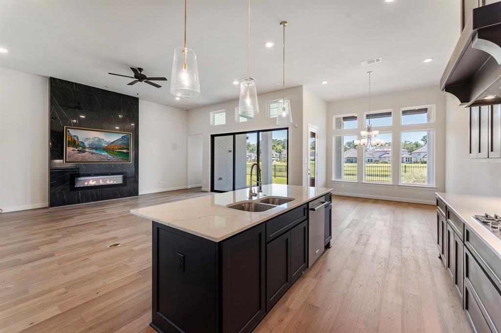 9603 Lakeside Arbor Way