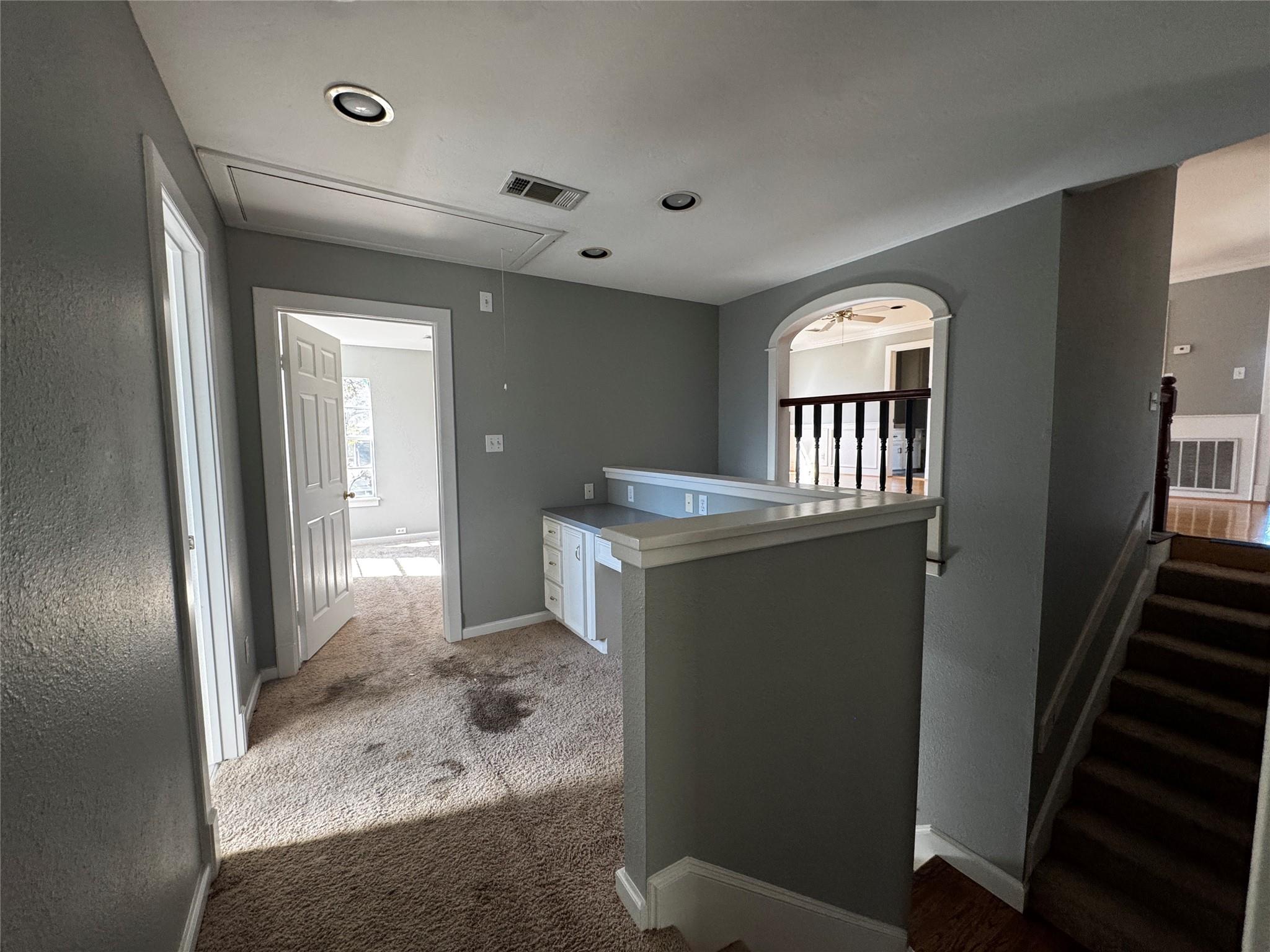 2426 Carriage Lamp Lane