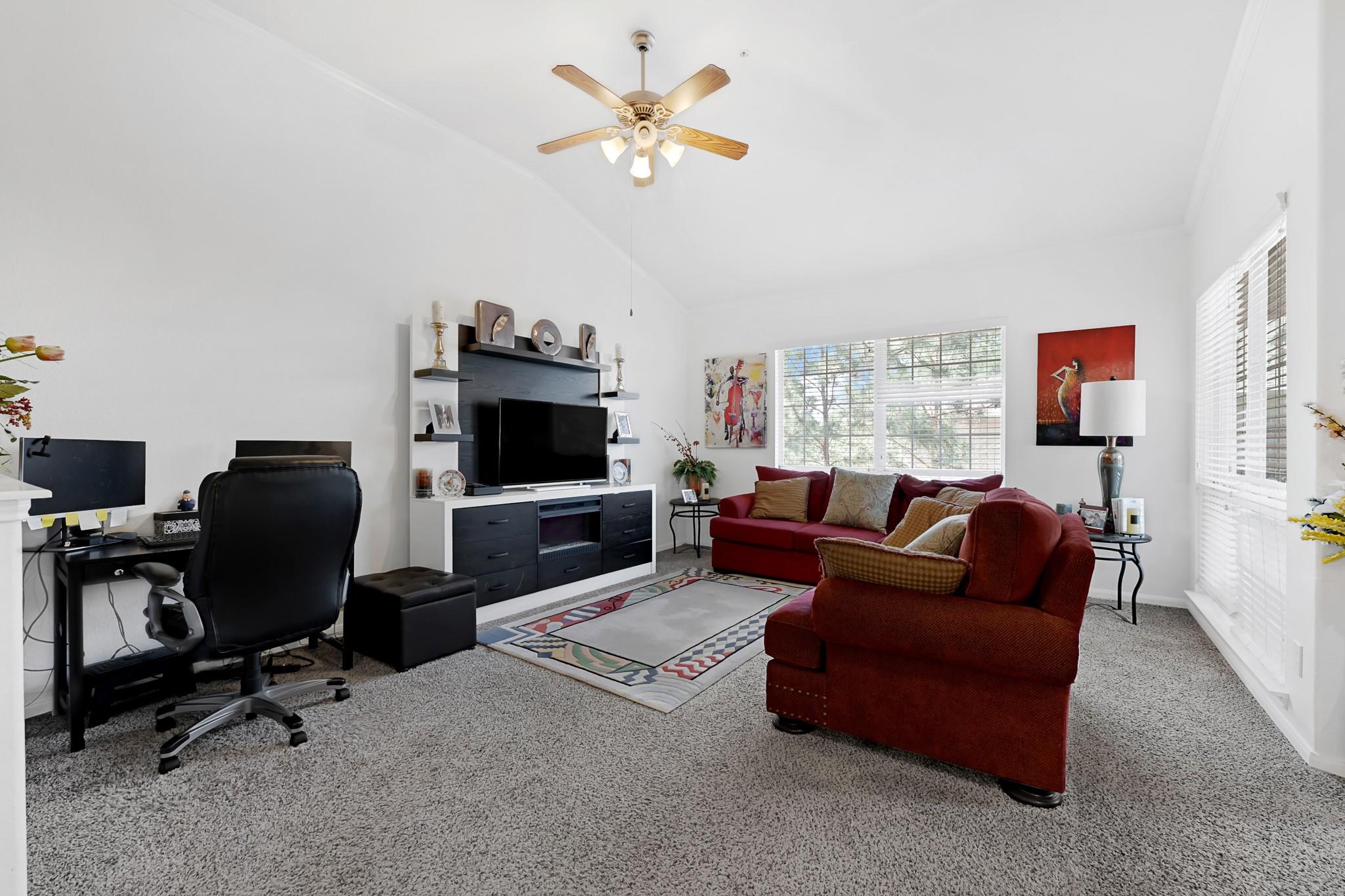 6607 Lake Woodlands Drive # 334