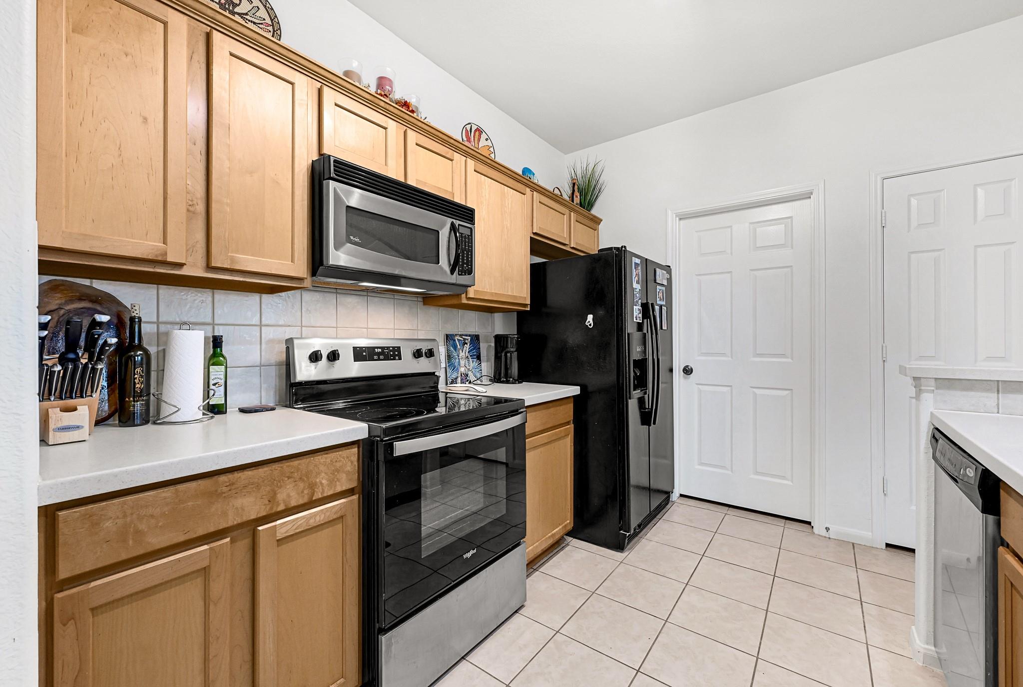 6607 Lake Woodlands Drive # 334