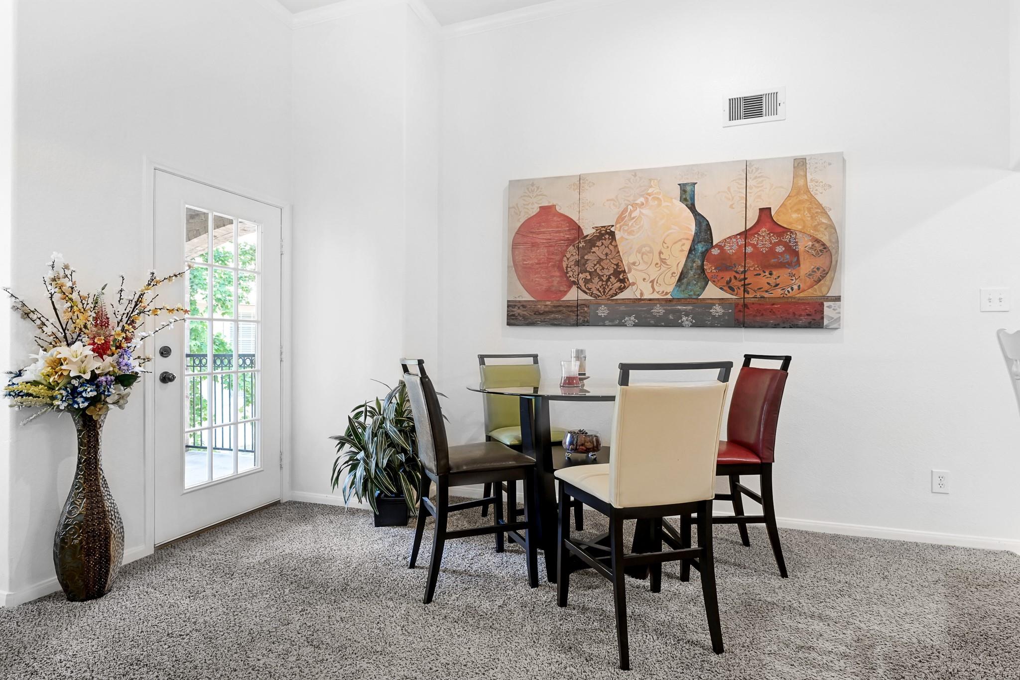 6607 Lake Woodlands Drive # 334