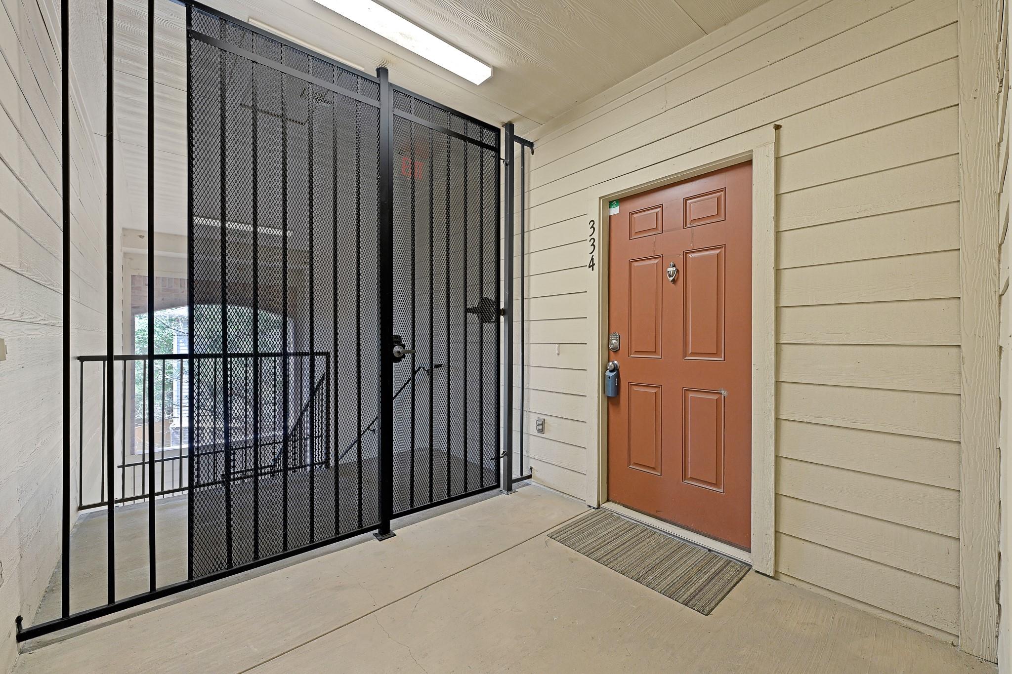 6607 Lake Woodlands Drive # 334