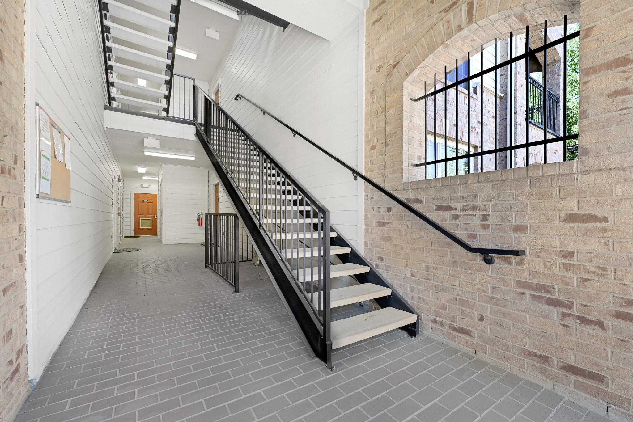 6607 Lake Woodlands Drive # 334