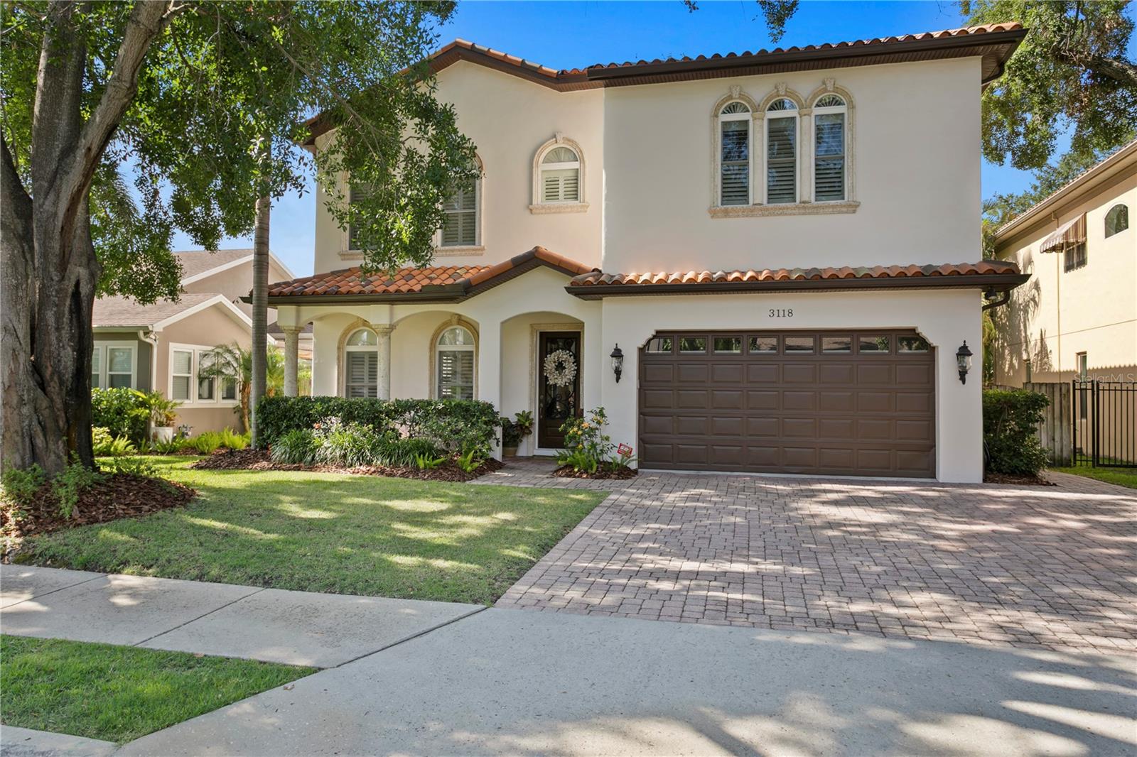 3118 W BAY VILLA AVE