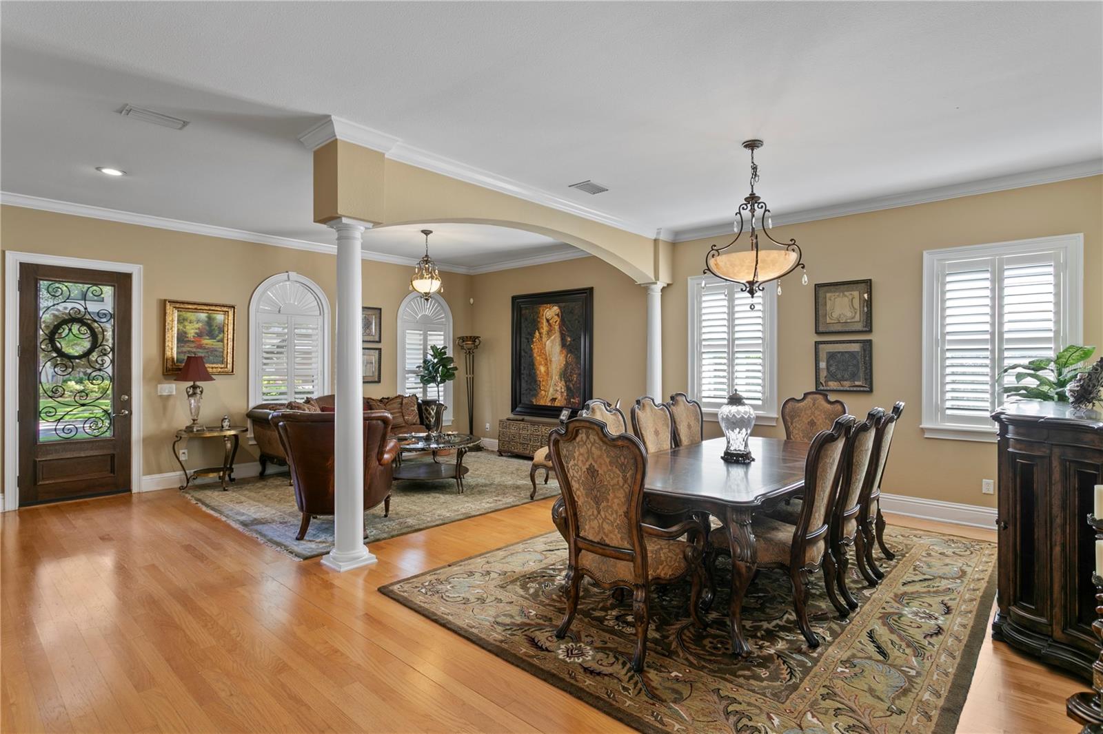 3118 W BAY VILLA AVE