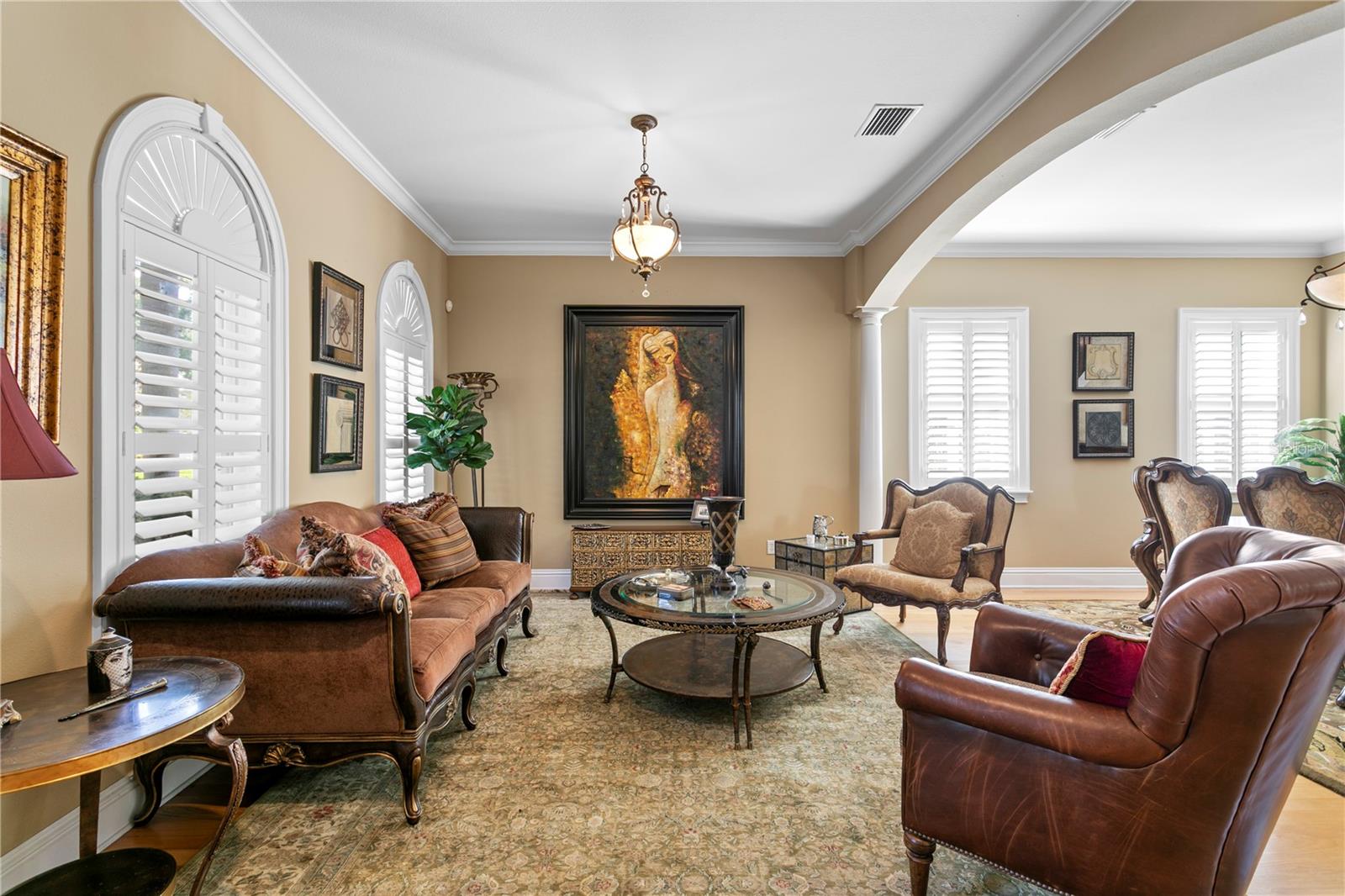 3118 W BAY VILLA AVE