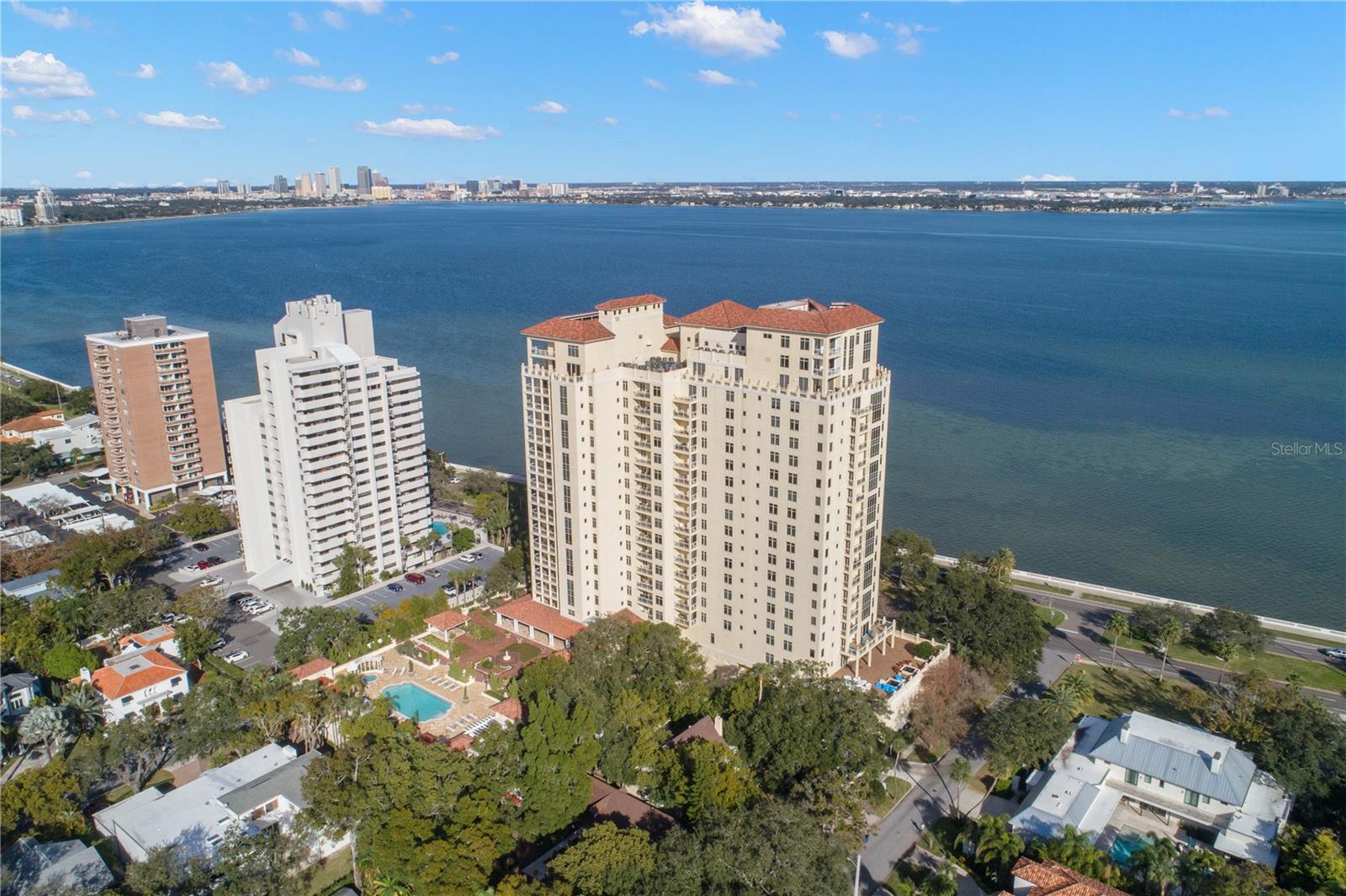 4201 BAYSHORE BLVD #502