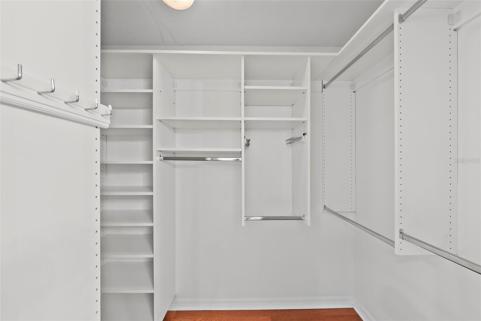 2515 W KANSAS AVE #E