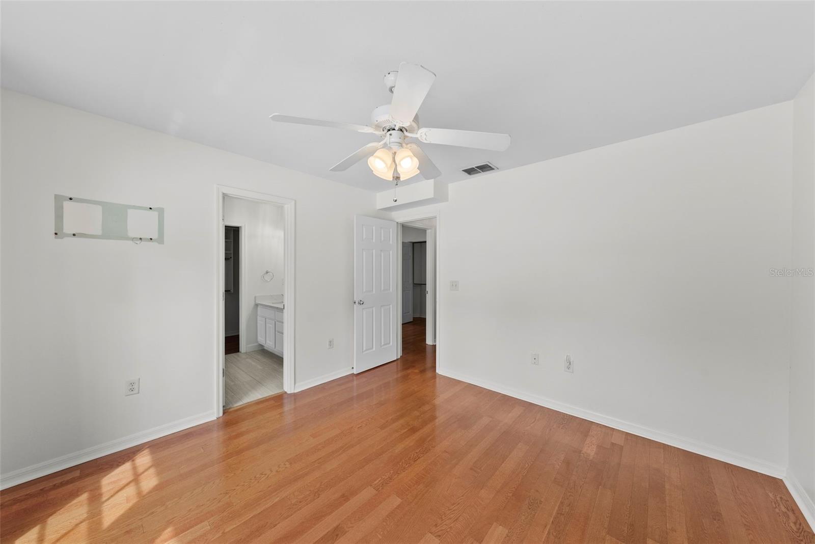 2515 W KANSAS AVE #E