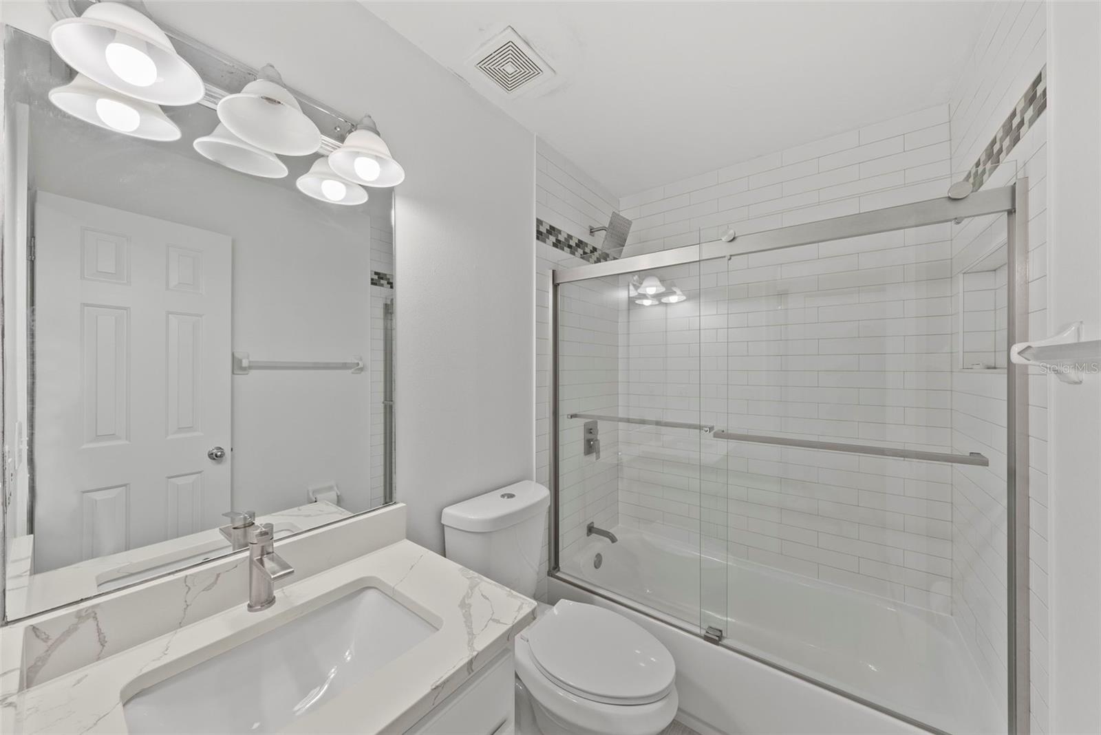 2515 W KANSAS AVE #E