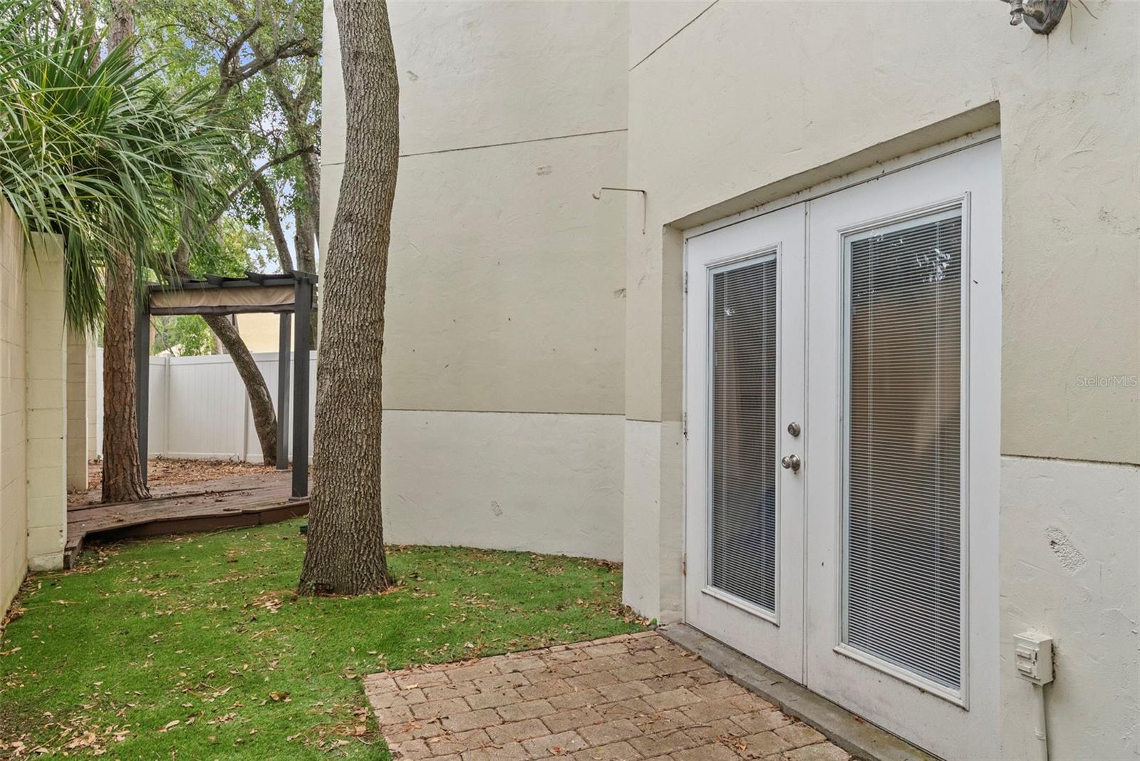 2515 W KANSAS AVE #E