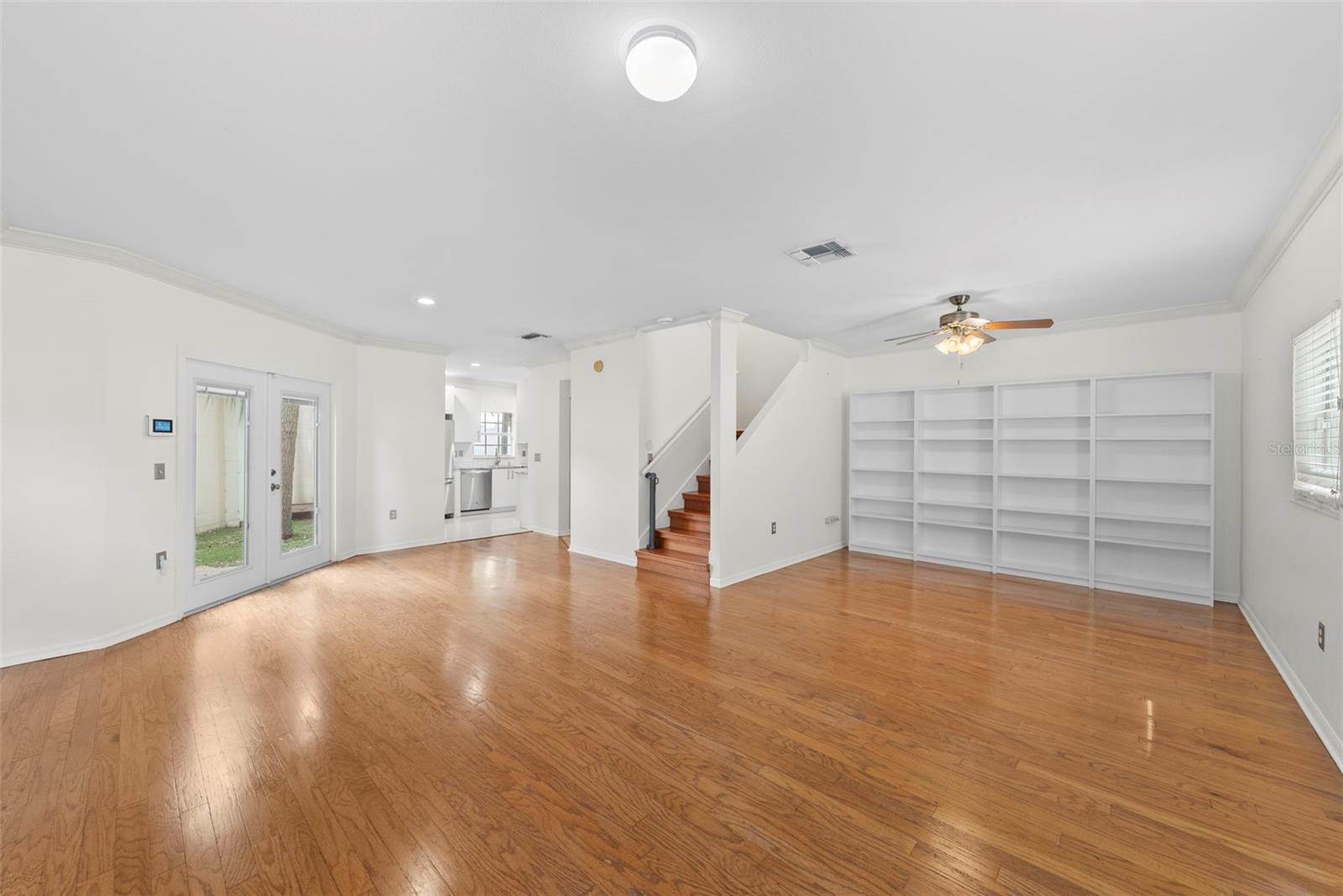 2515 W KANSAS AVE #E