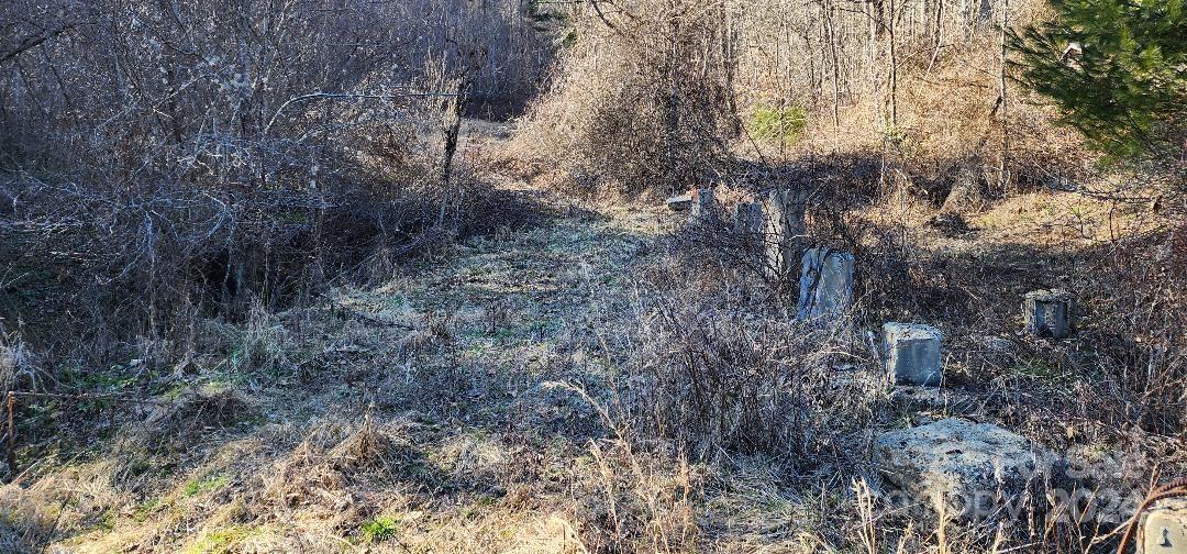 000 Hickory Nut Ridge Road Unit: 10