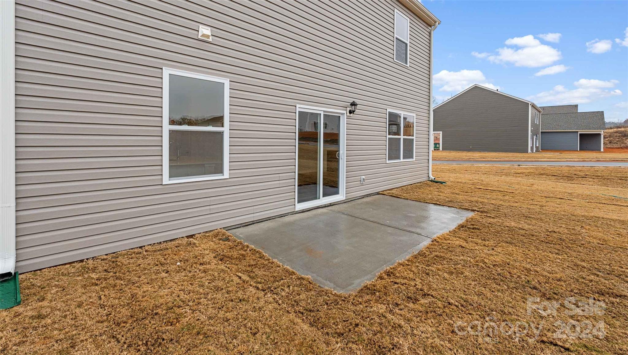 560 Country Oak Drive