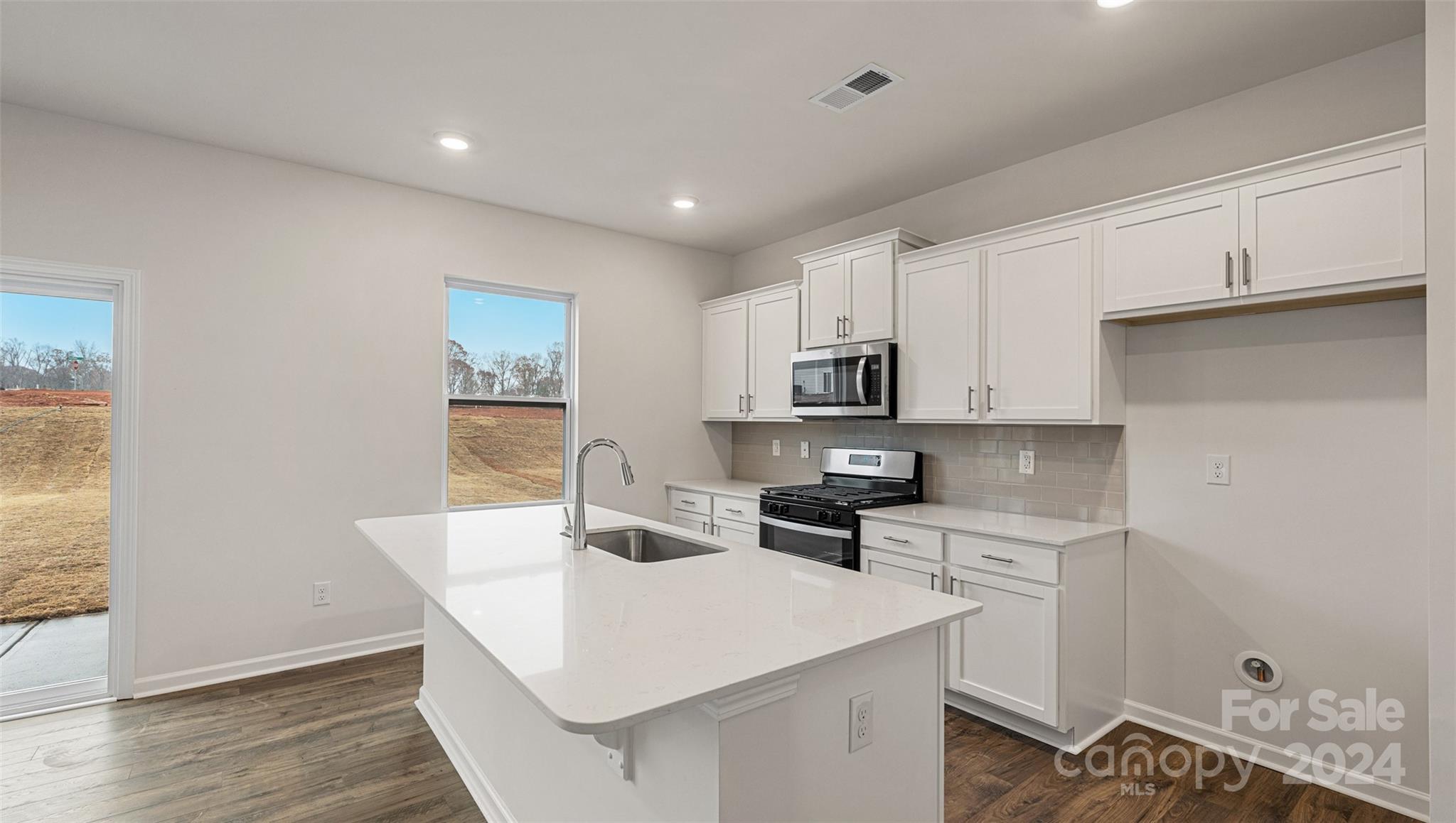560 Country Oak Drive