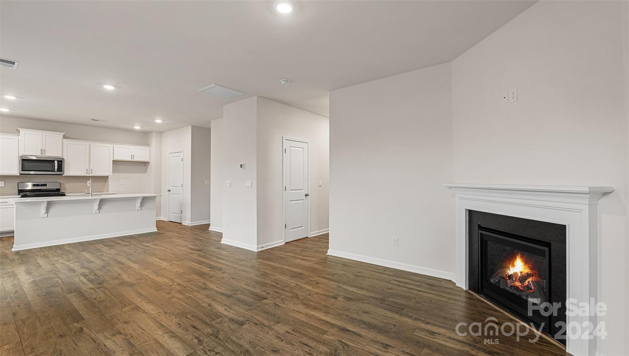 560 Country Oak Drive