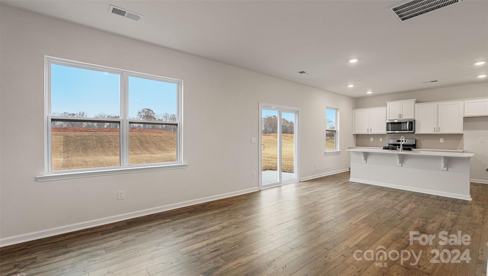 560 Country Oak Drive