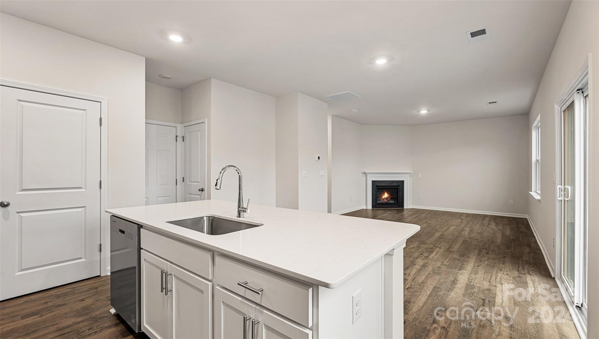 560 Country Oak Drive