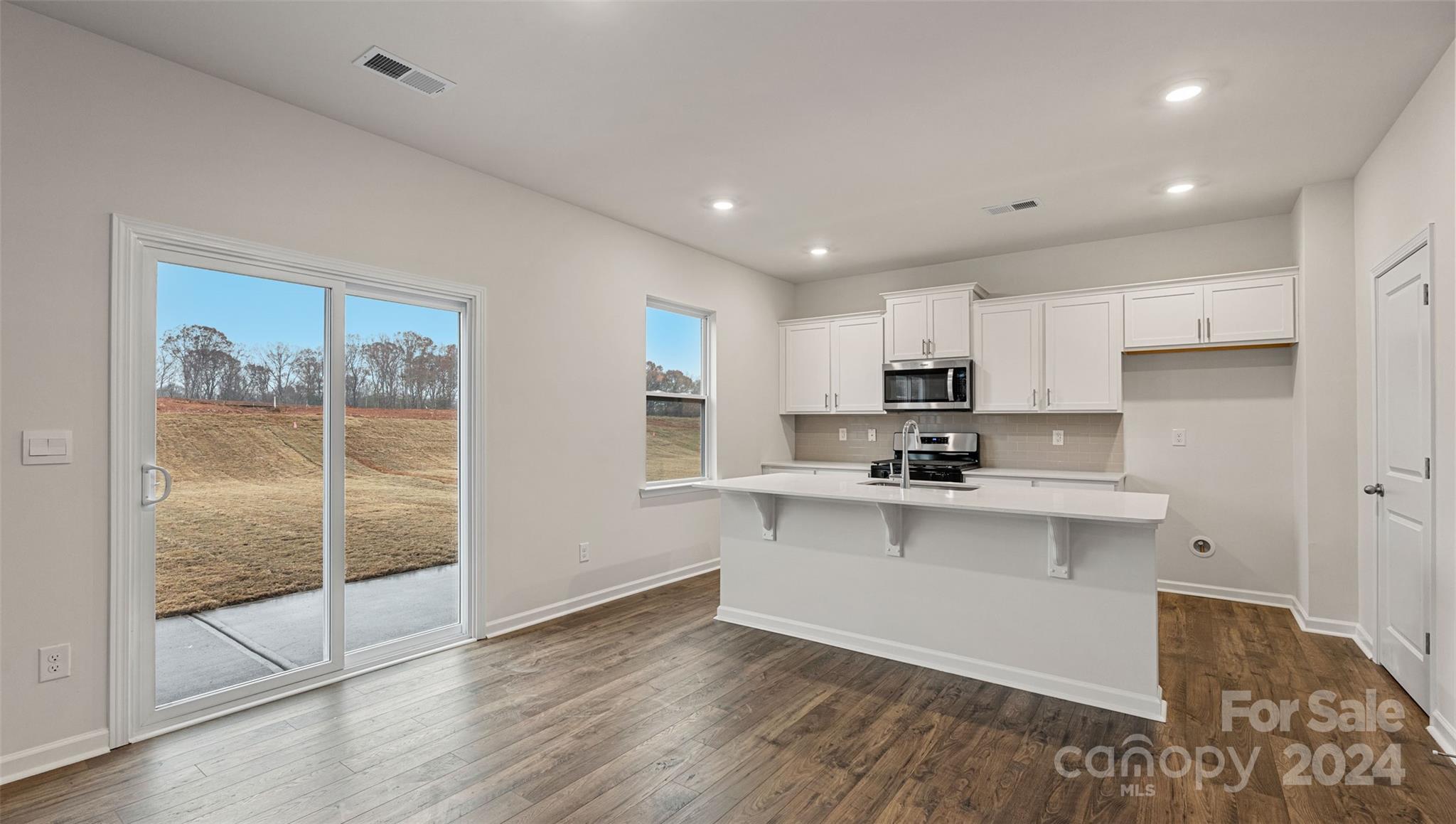 560 Country Oak Drive