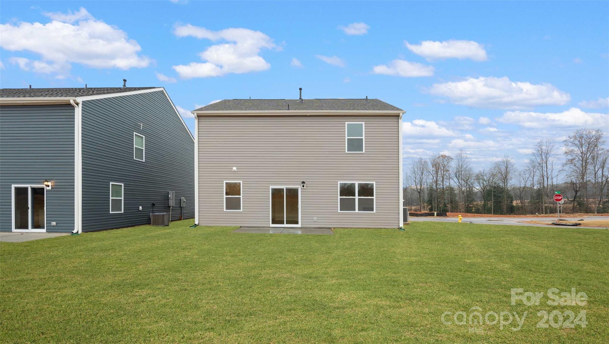 560 Country Oak Drive