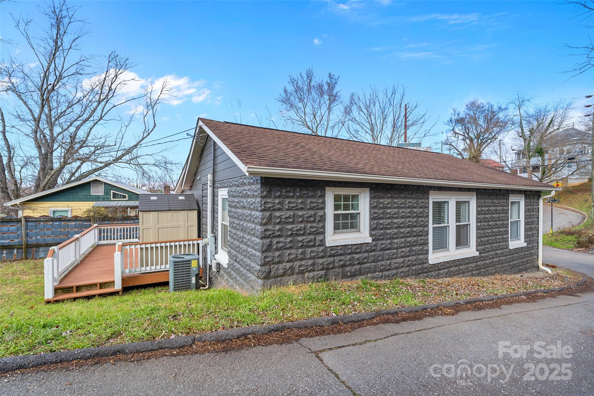 416 W Haywood Street