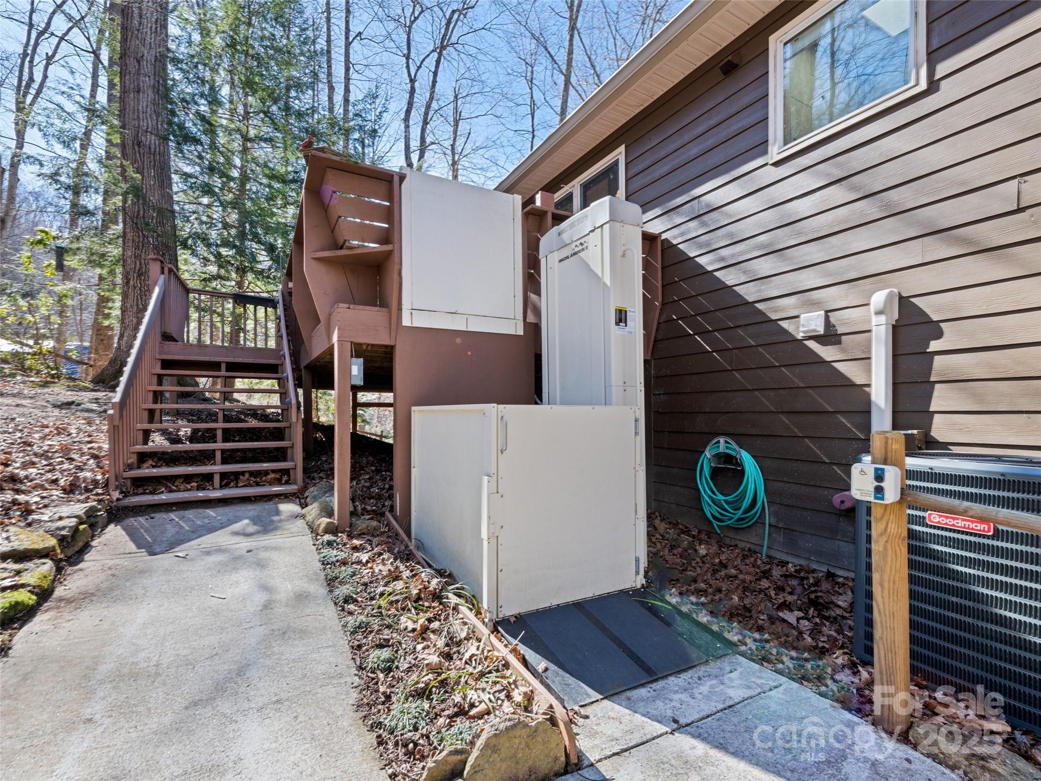 20 Bright Leaf Cove