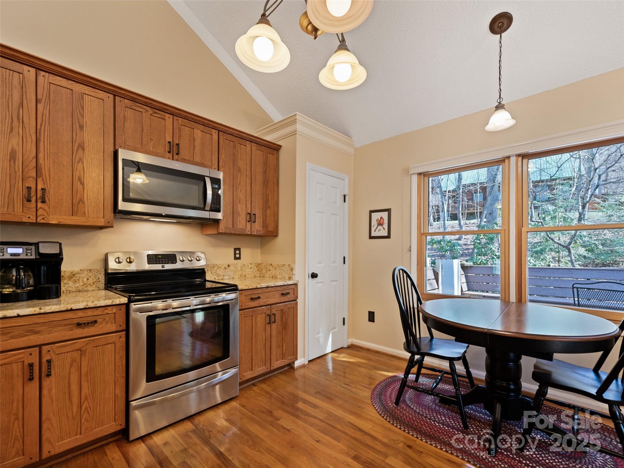 20 Bright Leaf Cove